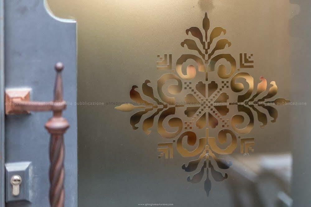 Palazzo Dessy Pensión 2*