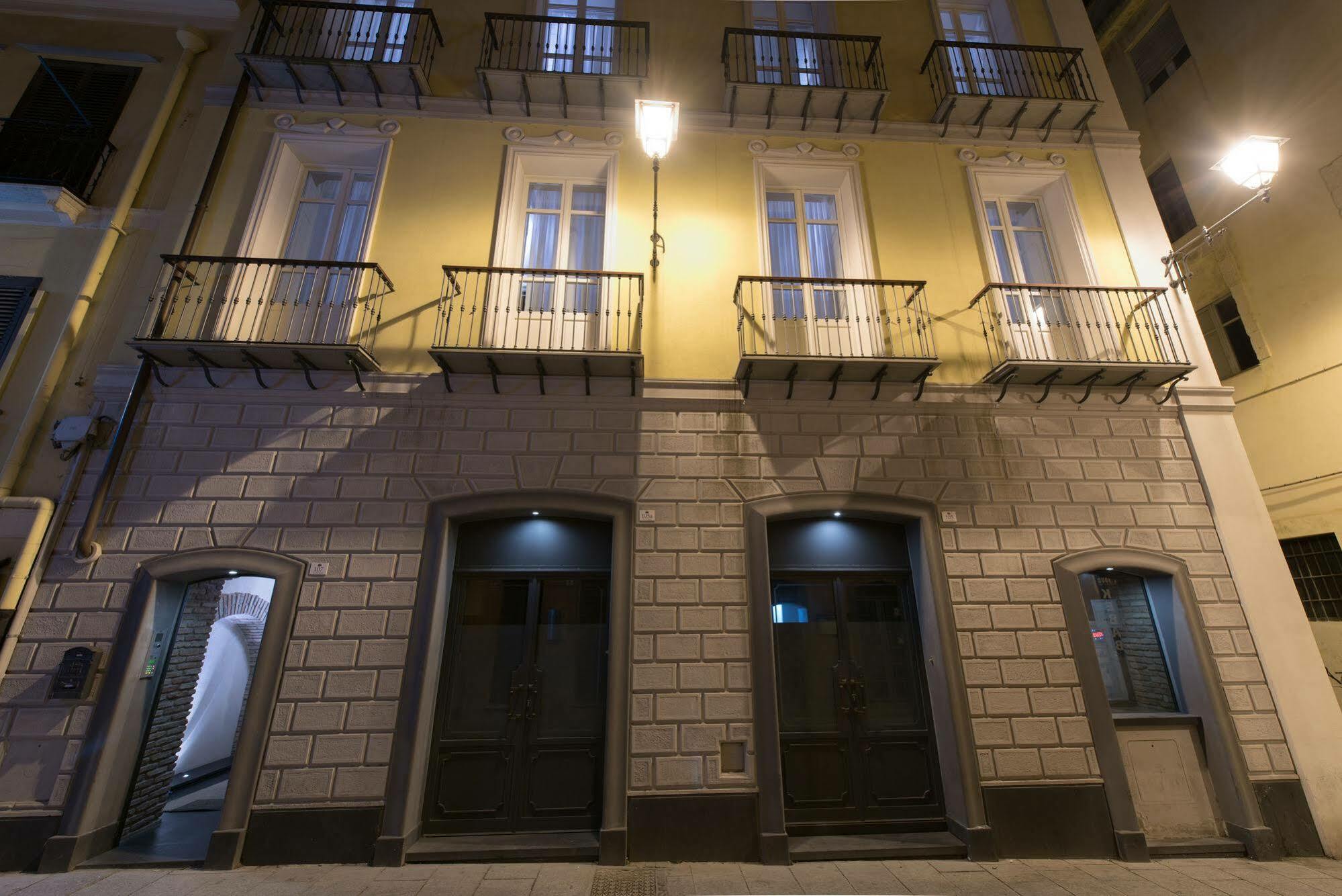 Palazzo Dessy Pensión